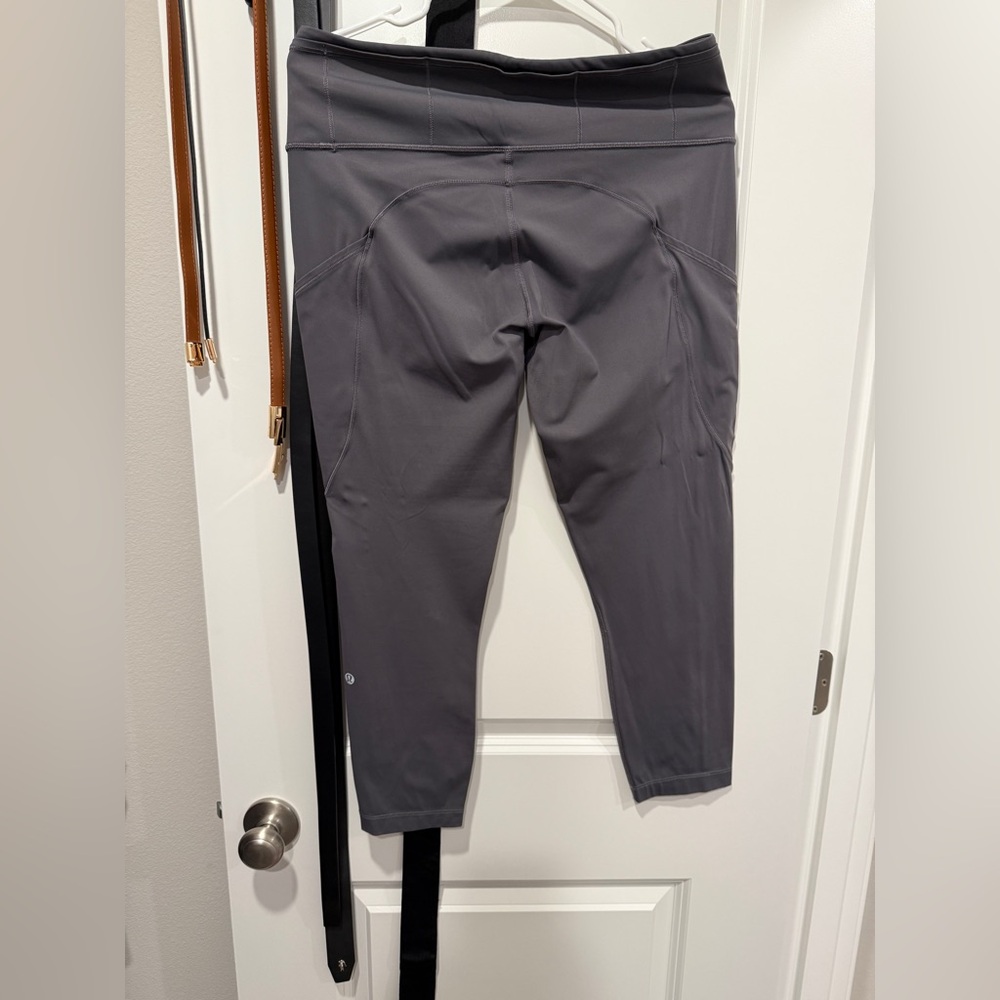 Lululemon - Picture 2 of 3
